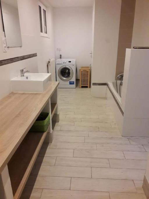 הוילה Languidic Domaine Des Lauriers 20 Couchages מראה חיצוני תמונה